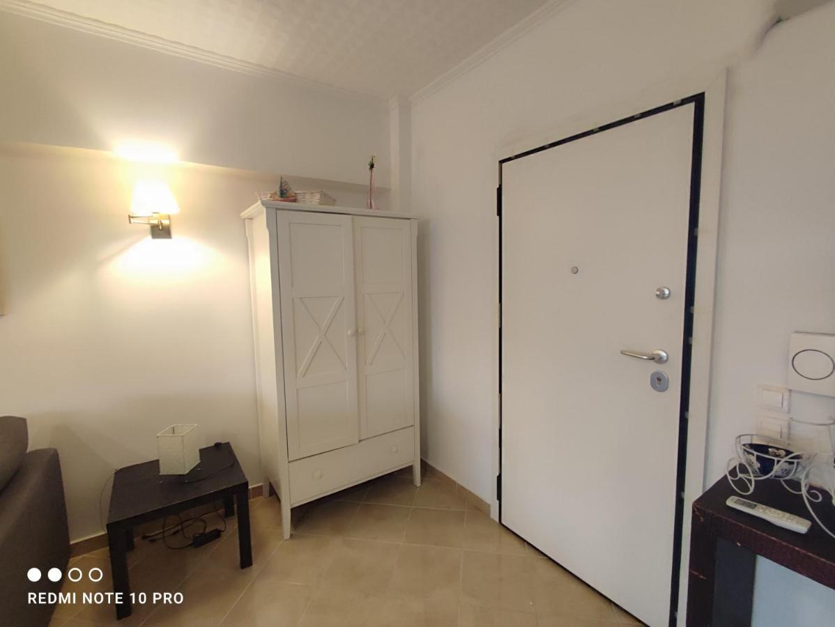 Andrew'S Sunset View Apartment Λουτράκι Εξωτερικό φωτογραφία