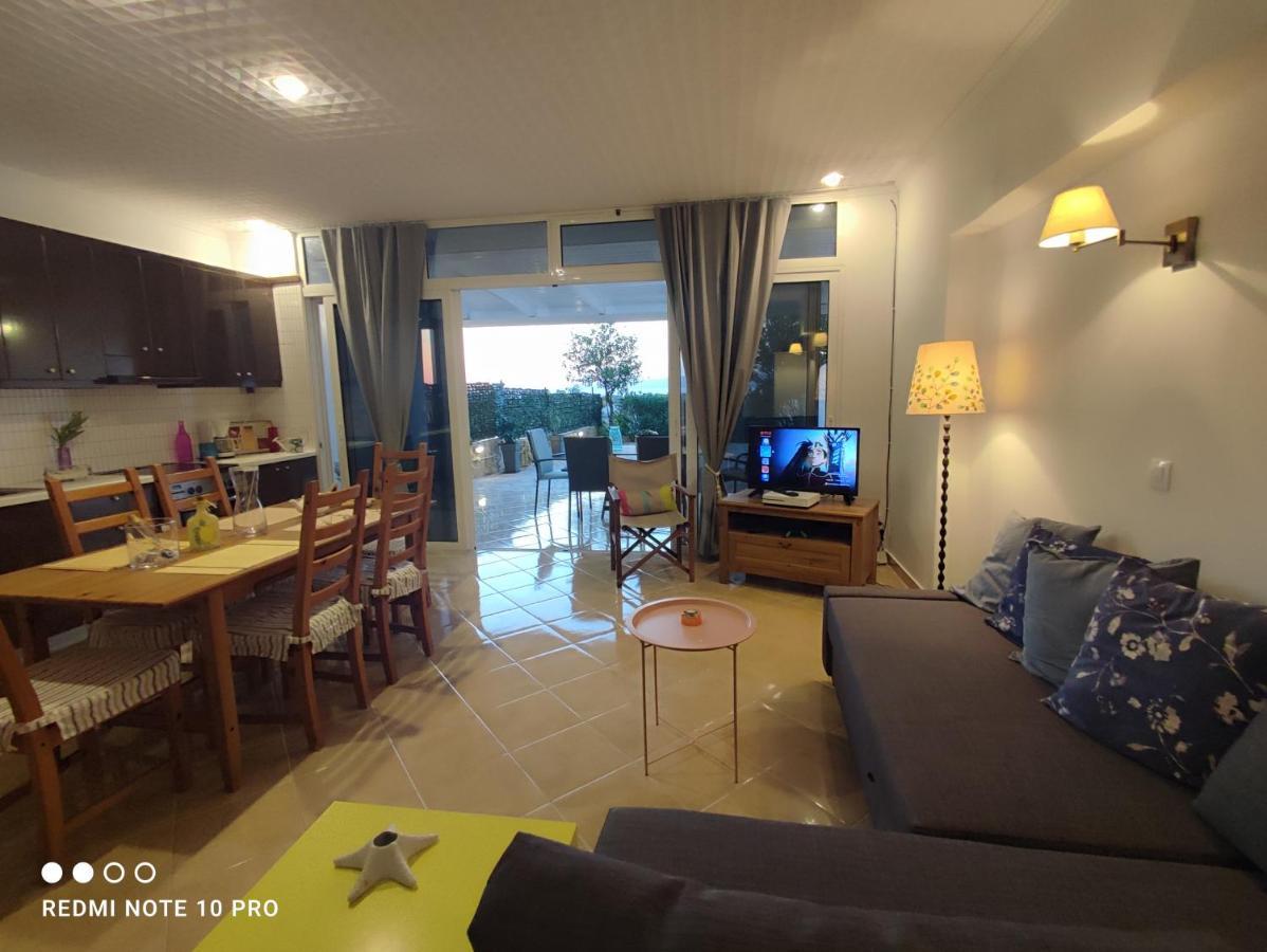 Andrew'S Sunset View Apartment Λουτράκι Εξωτερικό φωτογραφία
