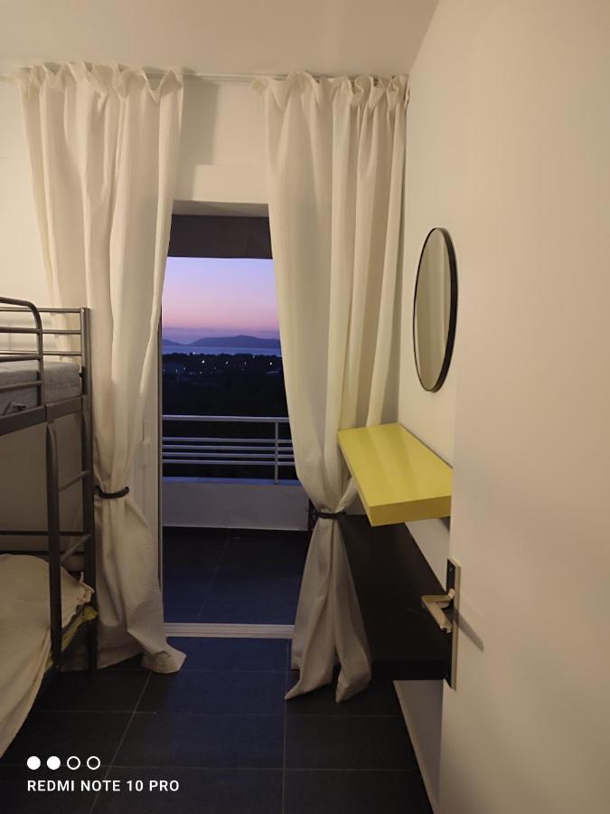 Andrew'S Sunset View Apartment Λουτράκι Εξωτερικό φωτογραφία